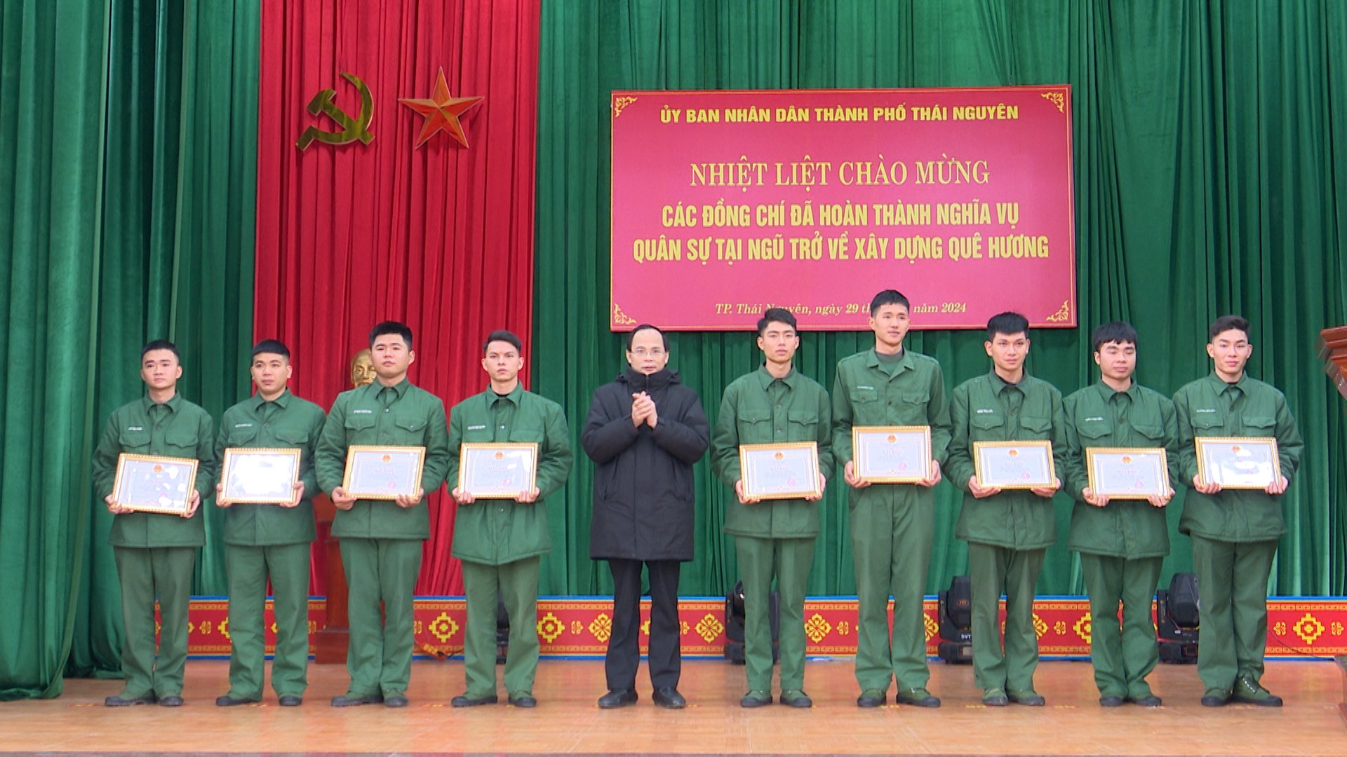 Thành phố Thái Nguyên đón nhận 227 quân nhân xuất ngũ về địa phương